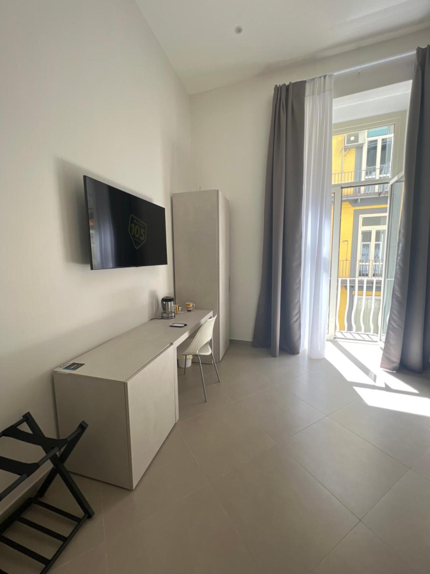 Dimora Chiaia 209 Hotel Napoli Ngoại thất bức ảnh