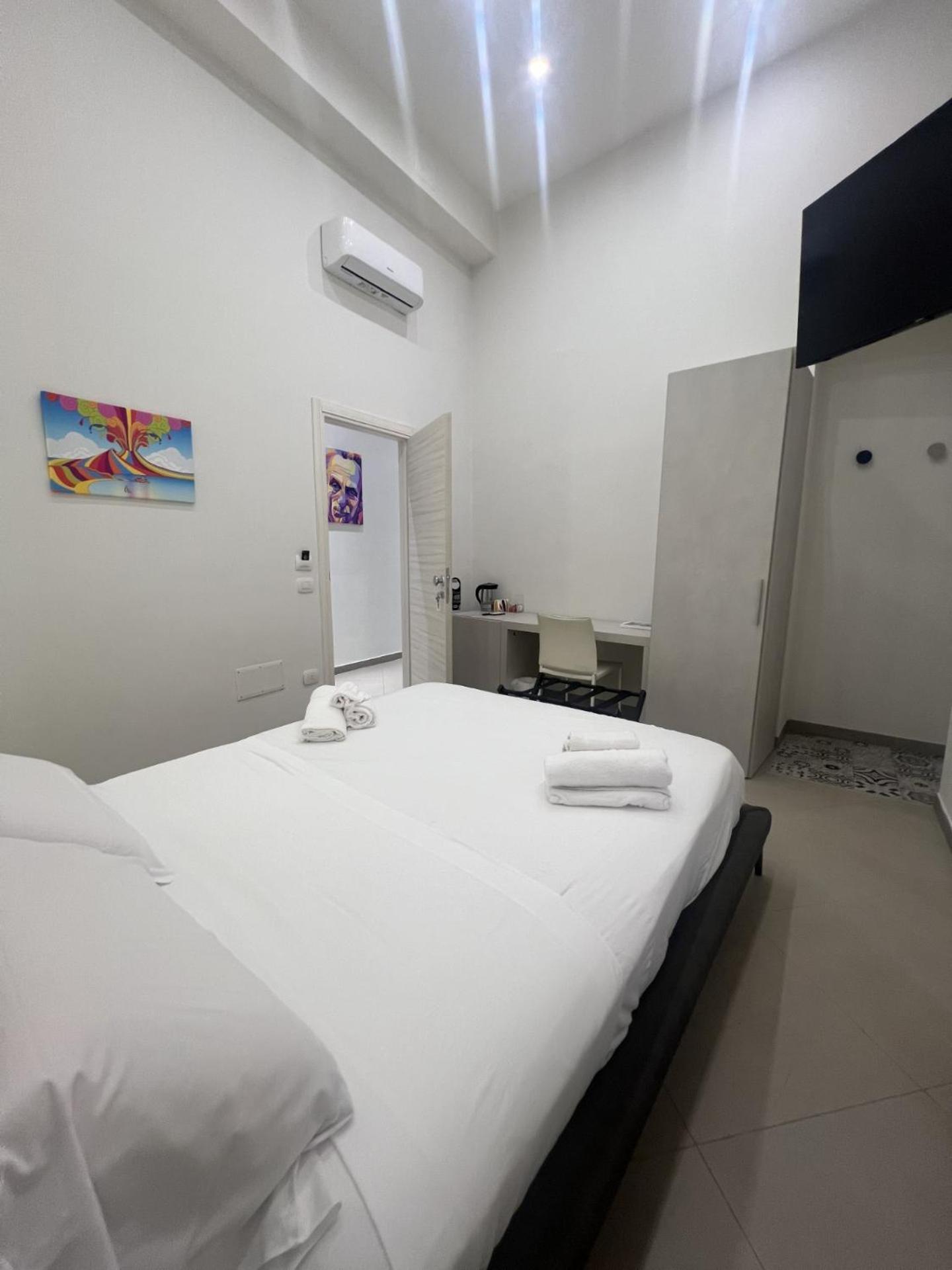 Dimora Chiaia 209 Hotel Napoli Ngoại thất bức ảnh